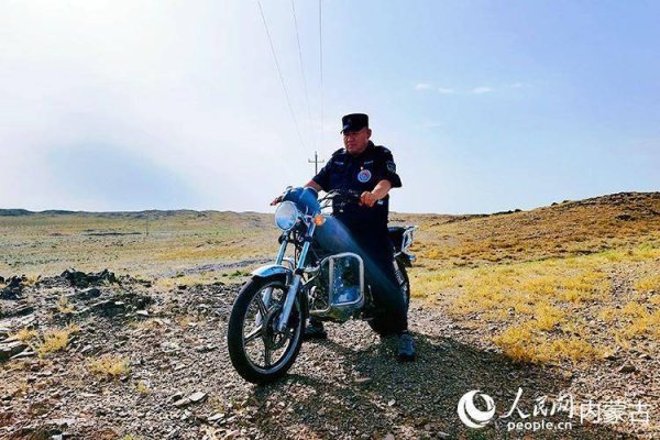 富兴配资 北疆党旗红｜“守国就是守家”